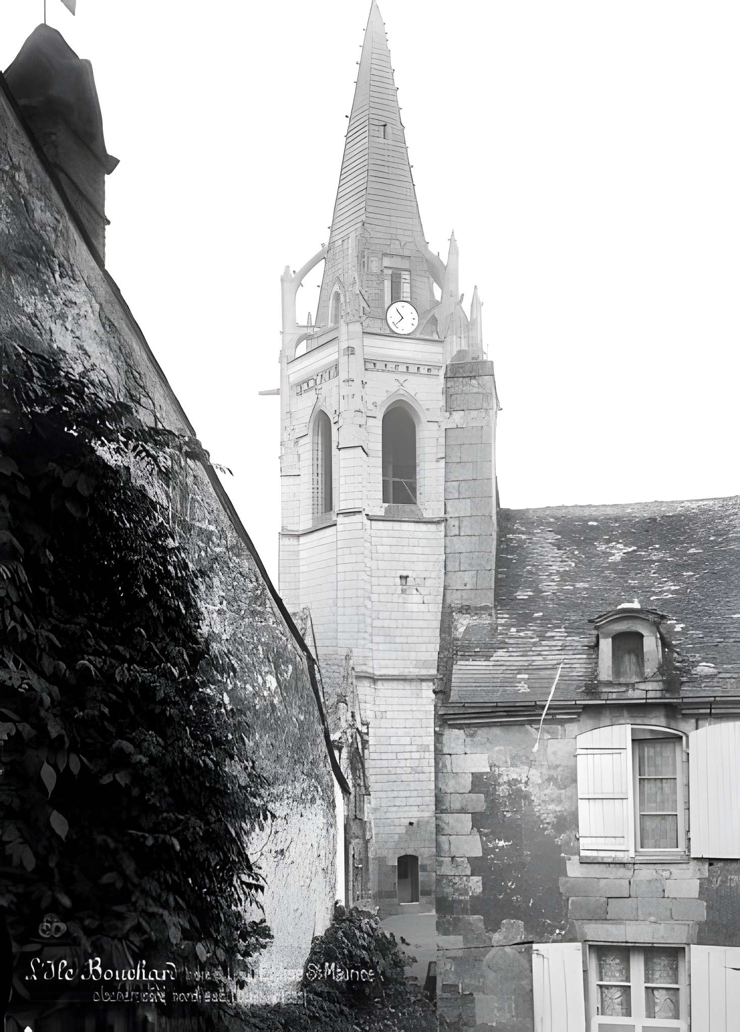 Église Saint-Maurice de L'Île-Bouchard 