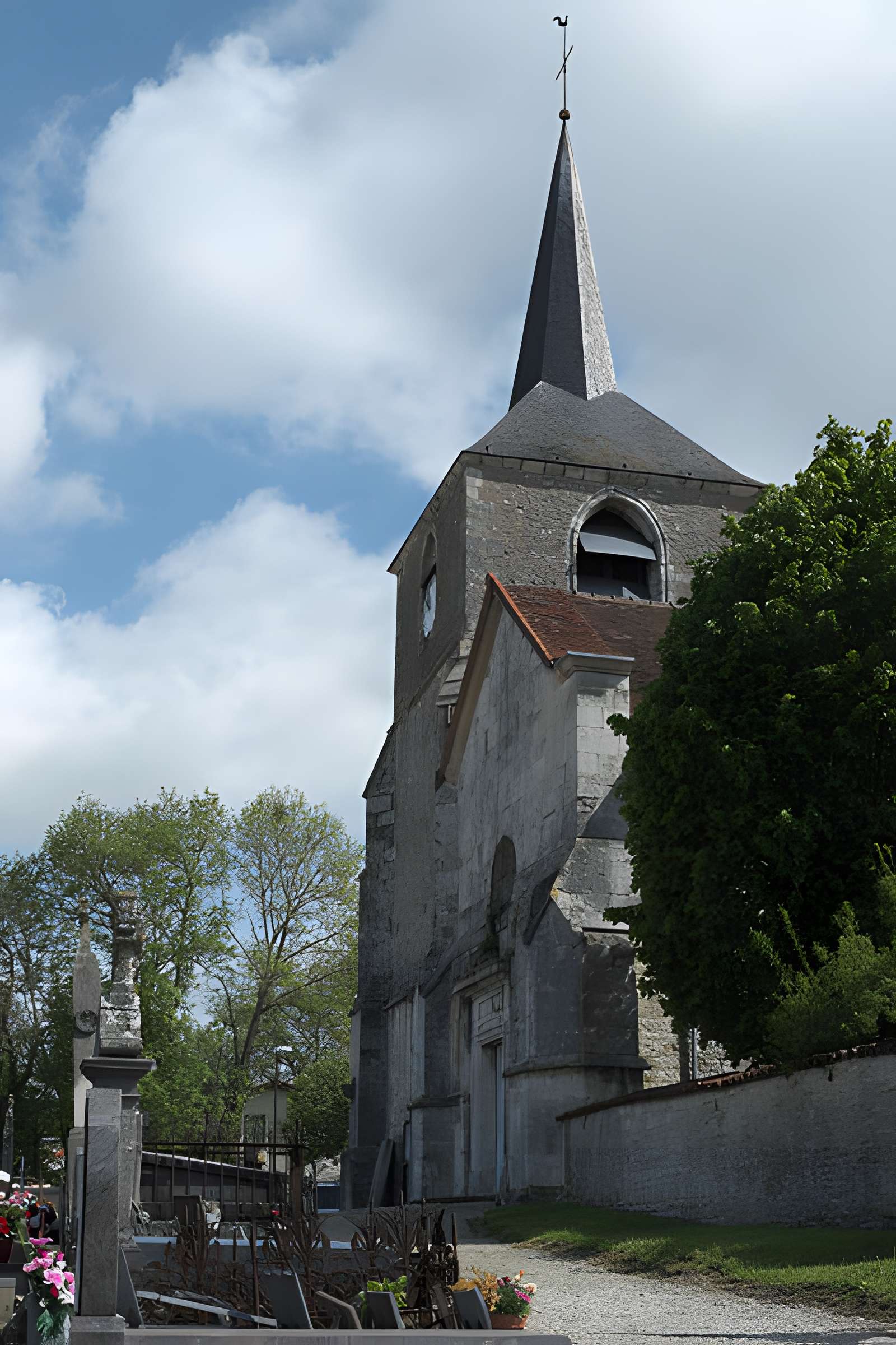 Église Saint-Maurice de Rouvres-les-Vignes
