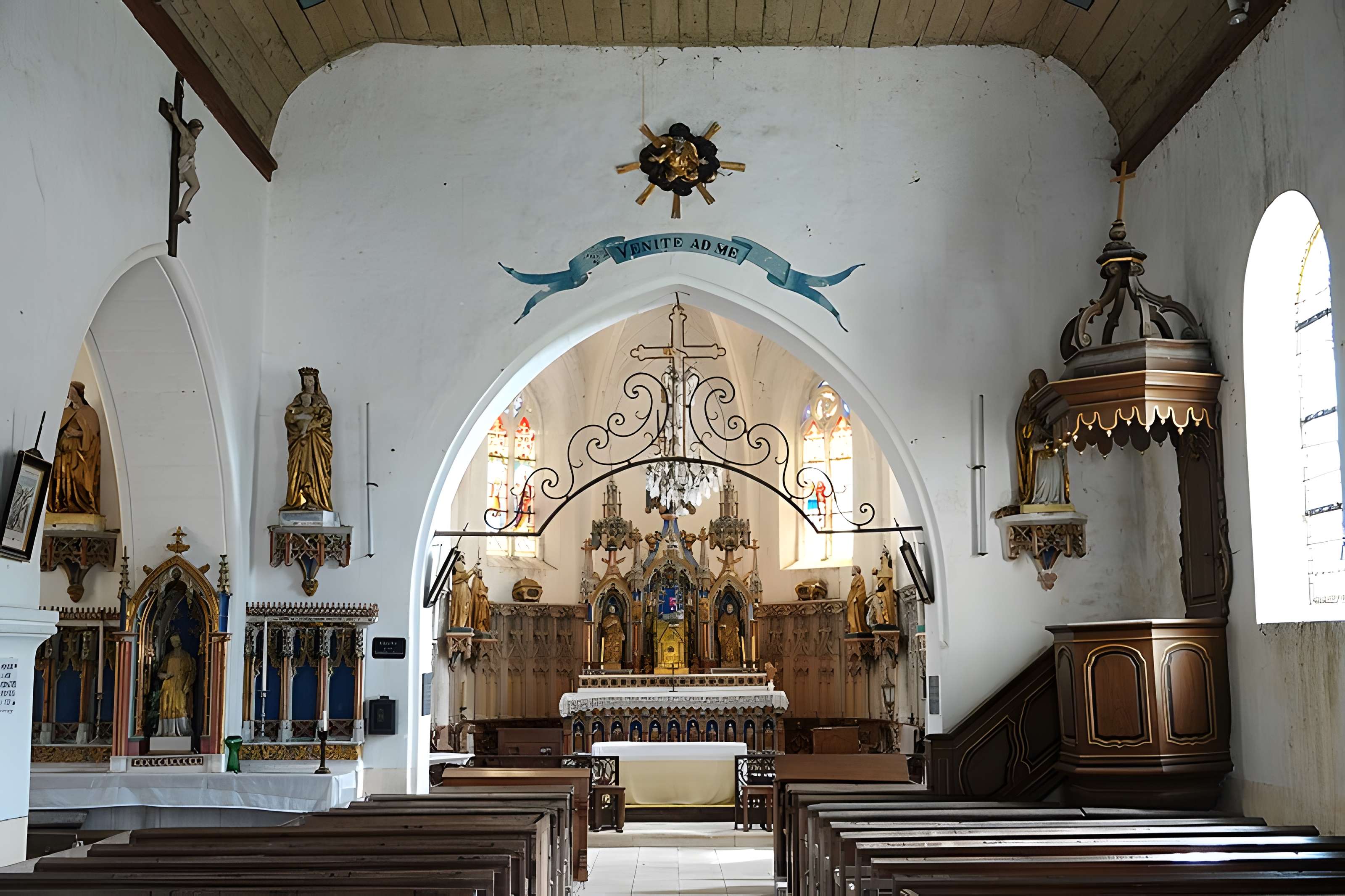 Église Saint-Maurice de Rouvres-les-Vignes