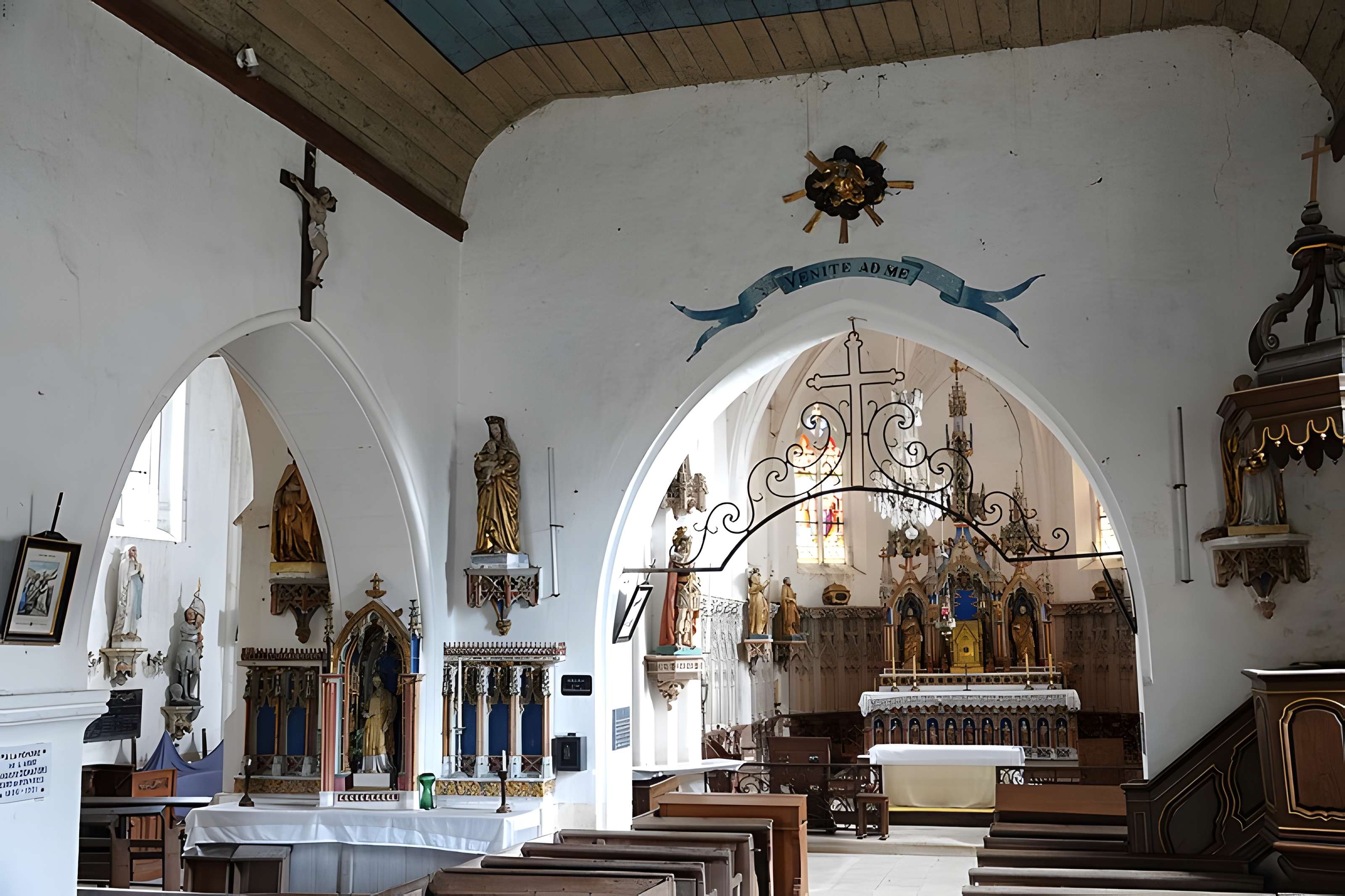 Église Saint-Maurice de Rouvres-les-Vignes