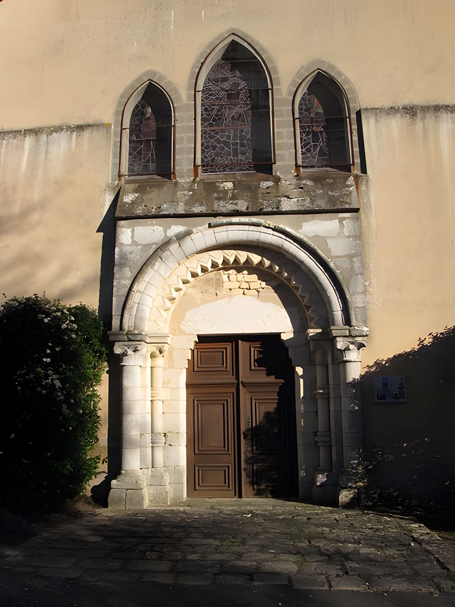 Église Saint-Maurice de Saint-Maurice-sur-Aveyron