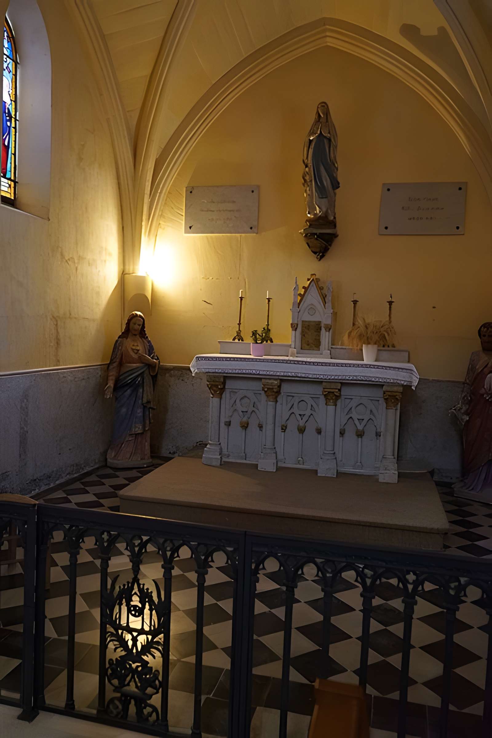 Église Saint-Maurice de Salles-d'Angles