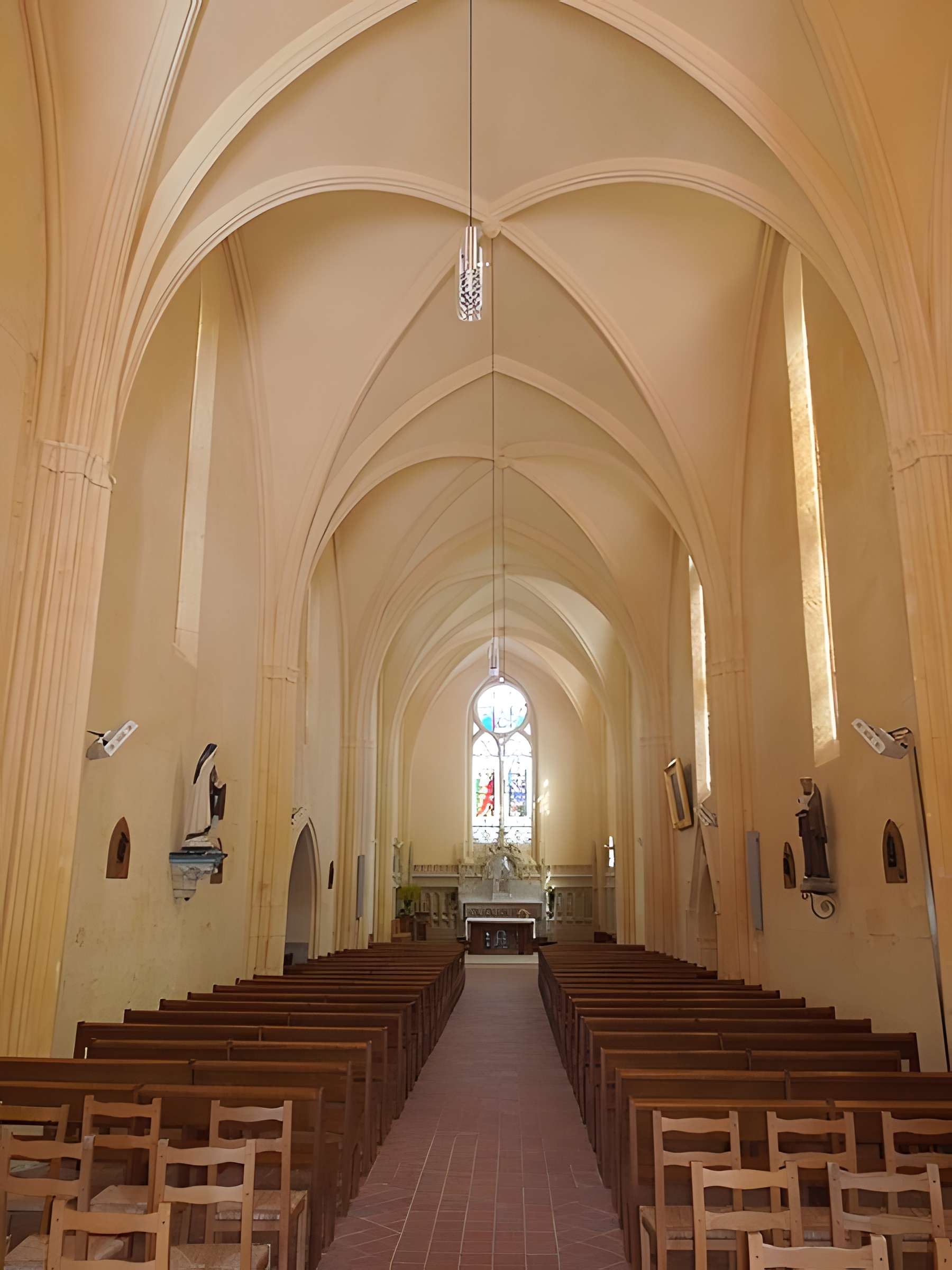 Église Saint-Maurice de Salles-d'Angles