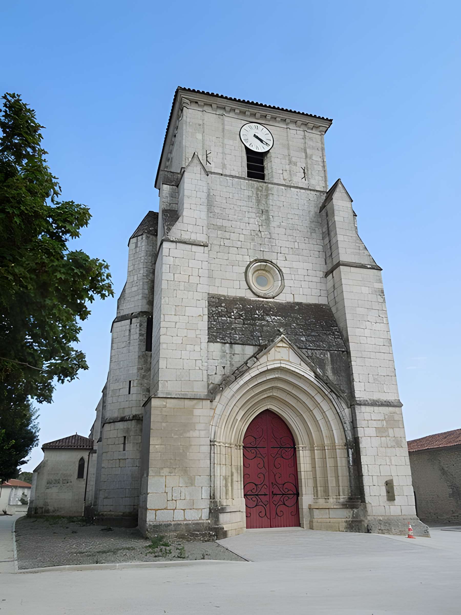 Église Saint-Maurice de Salles-d'Angles