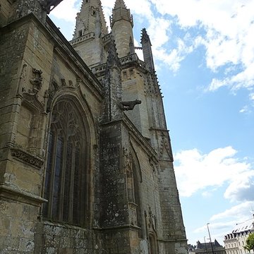 Basilique Notre-Dame-de-Paradis de Hennebont