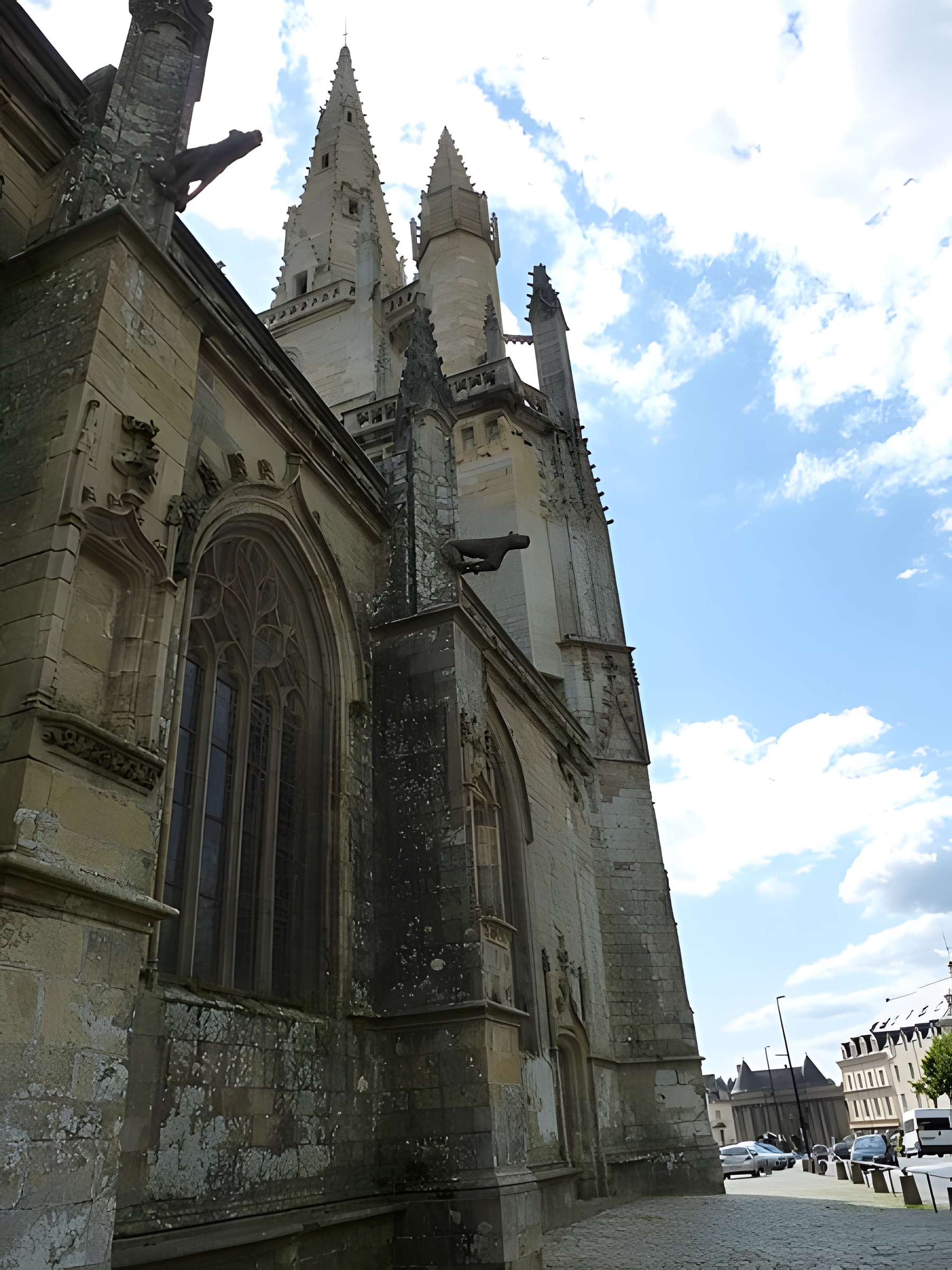 Basilique Notre-Dame-de-Paradis de Hennebont
