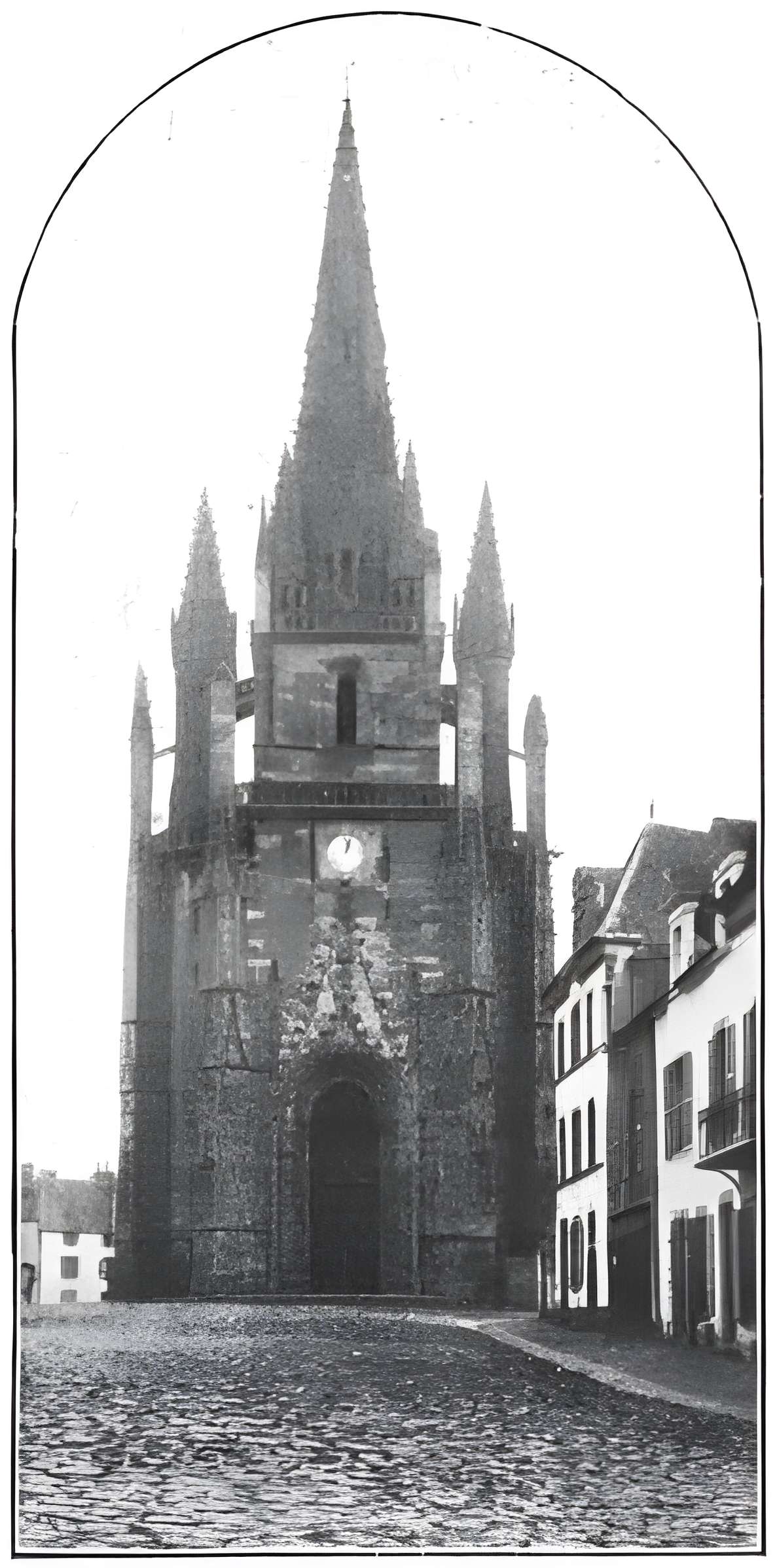 Basilique Notre-Dame-de-Paradis de Hennebont