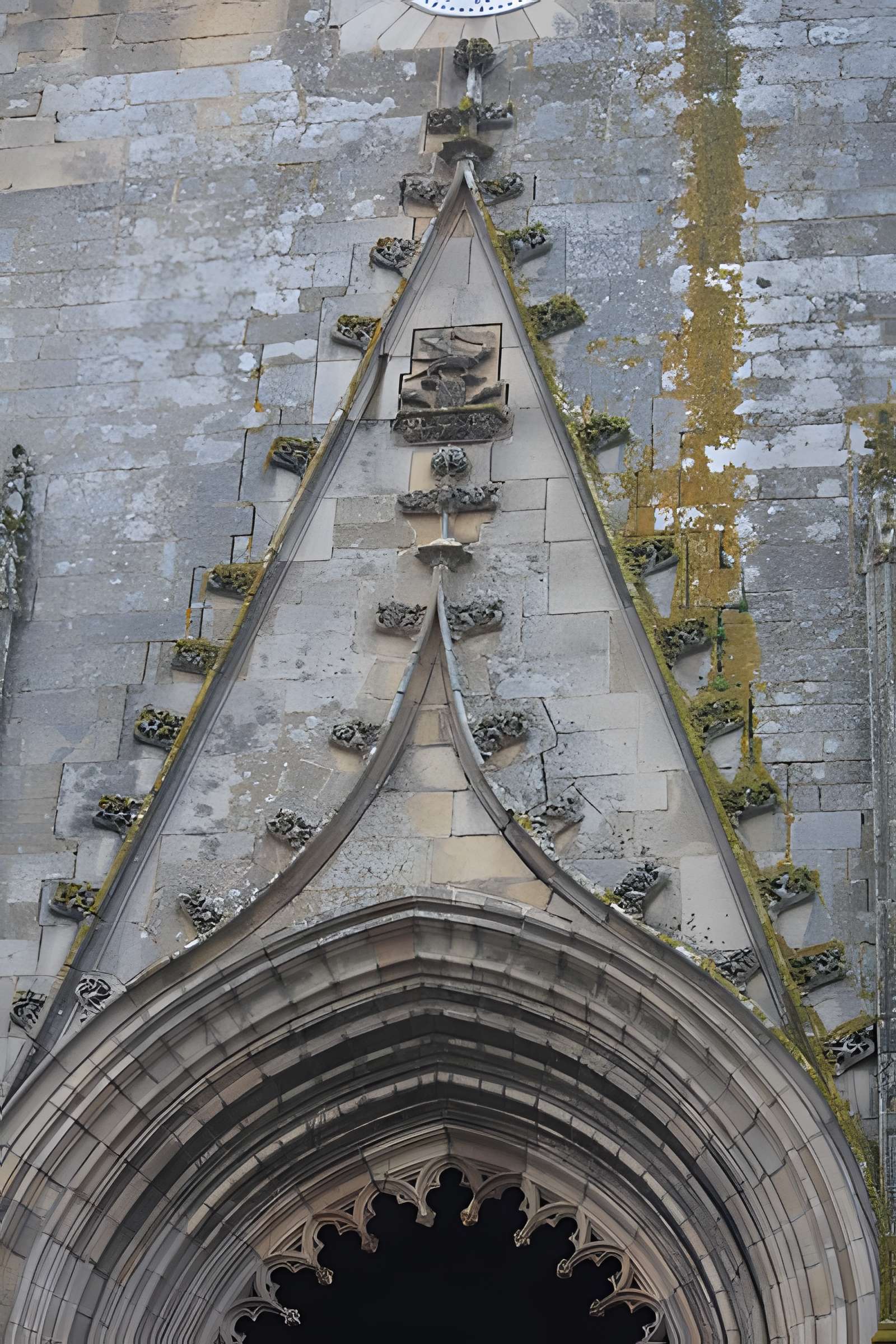 Basilique Notre-Dame-de-Paradis de Hennebont