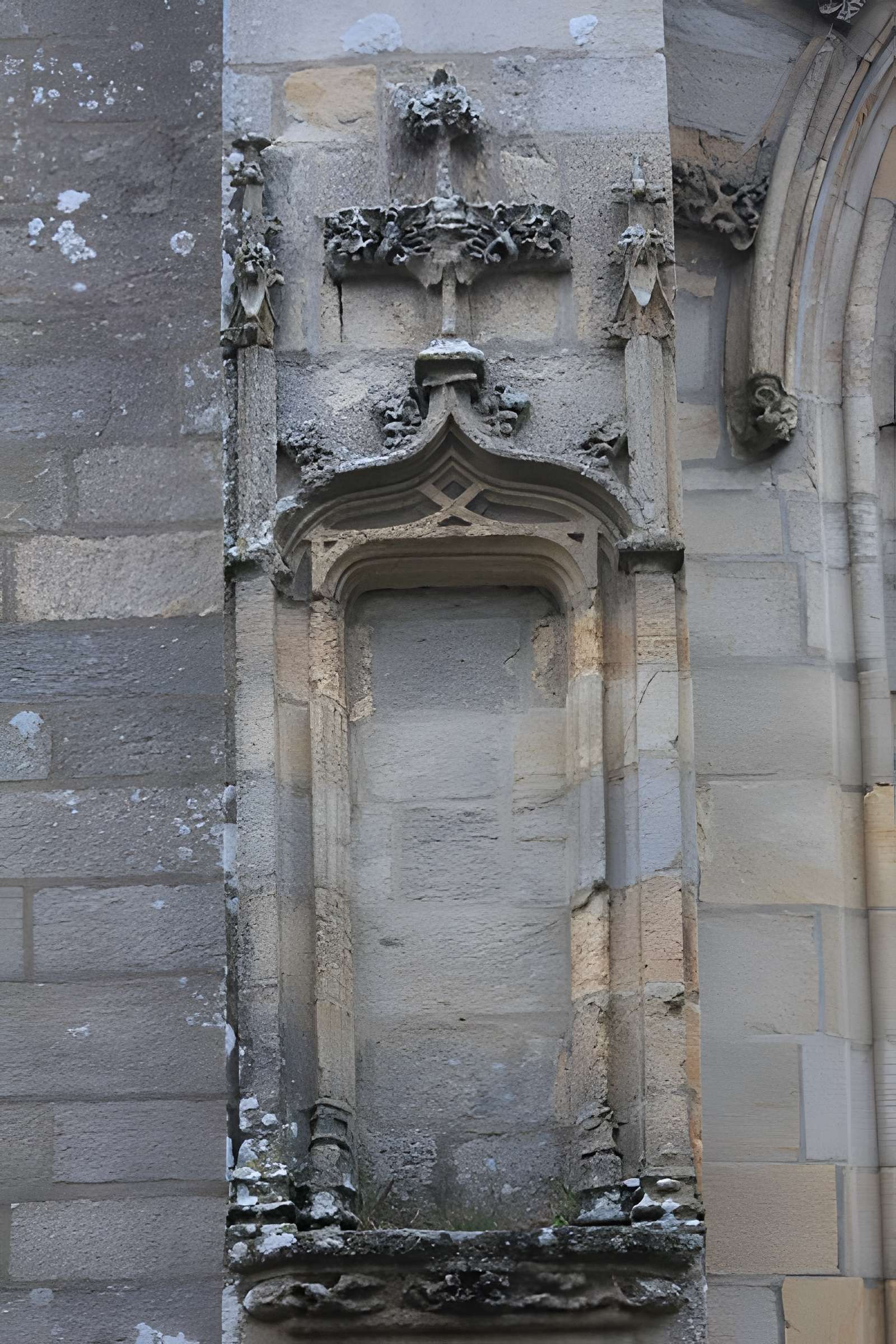 Basilique Notre-Dame-de-Paradis de Hennebont