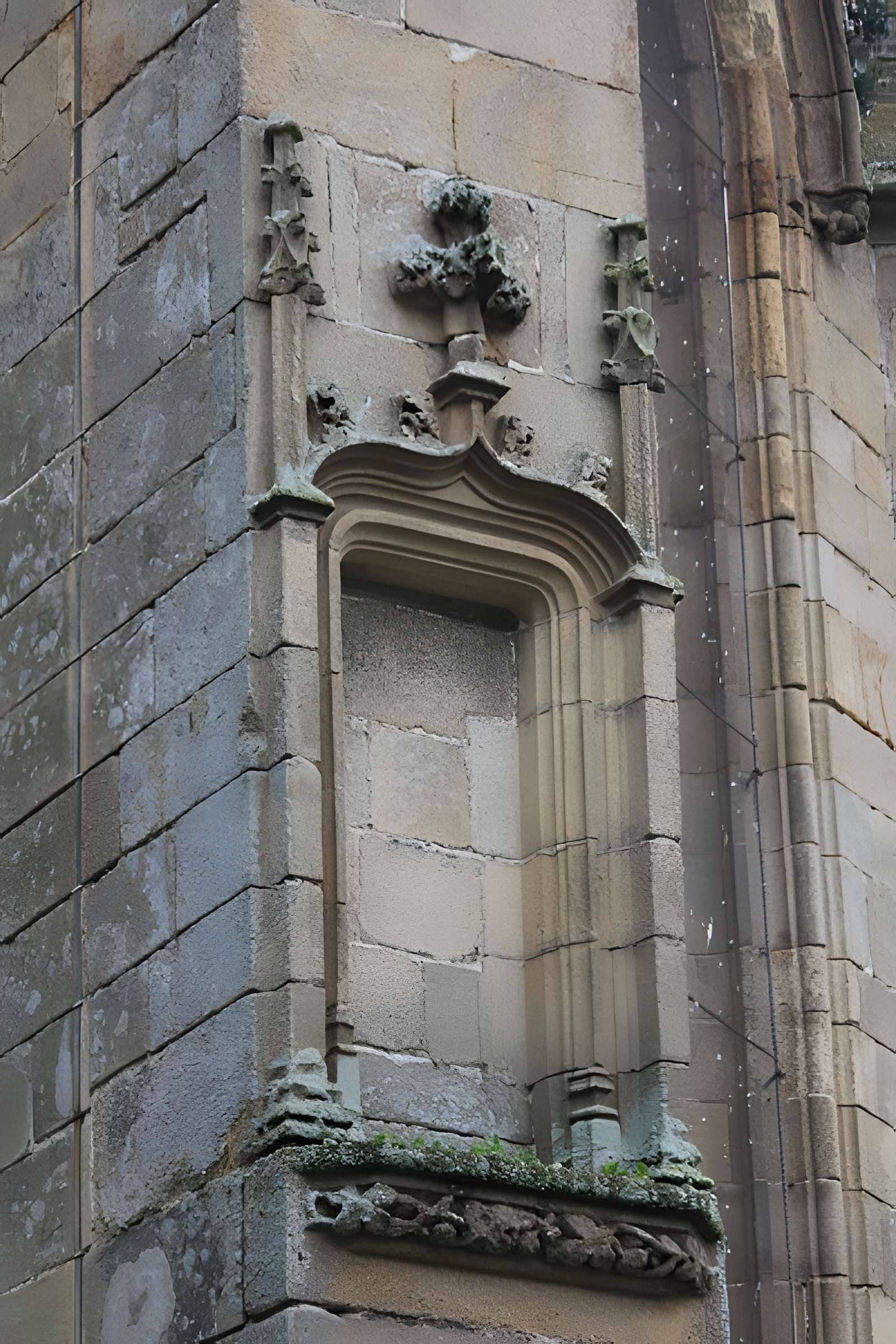 Basilique Notre-Dame-de-Paradis de Hennebont