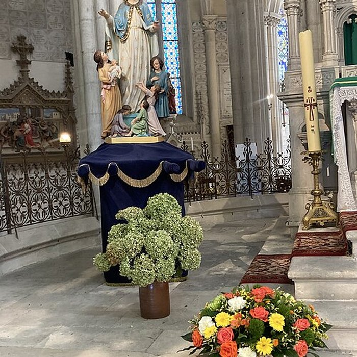 Photo de Basilique Notre-Dame-des-Enfants de Châteauneuf-sur-Cher