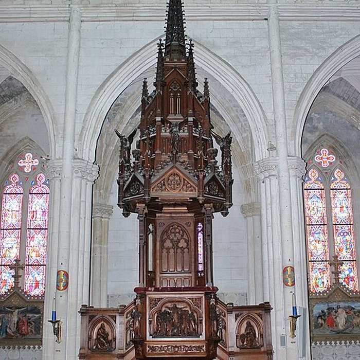 Photo de Basilique Notre-Dame-des-Enfants de Châteauneuf-sur-Cher