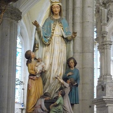 Basilique Notre-Dame-des-Enfants de Châteauneuf-sur-Cher