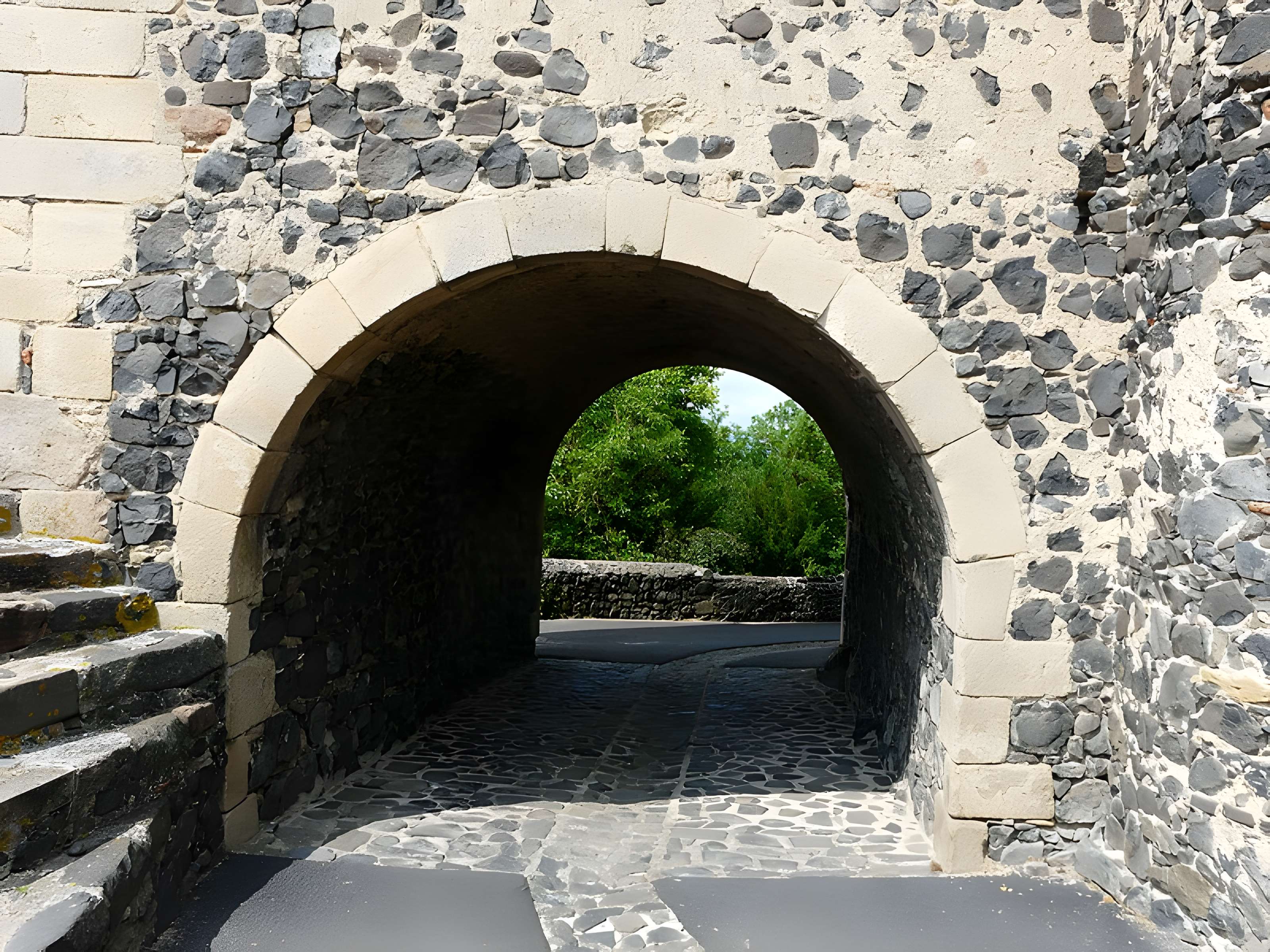 Église Saint-Maurice d'Usson