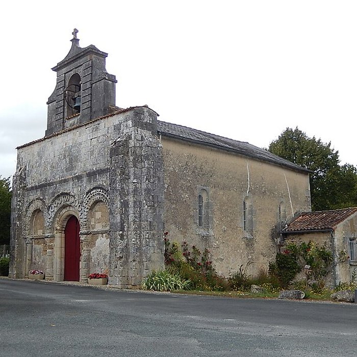 Photo de Église Saint-Maxime dAntezant-la-Chapelle