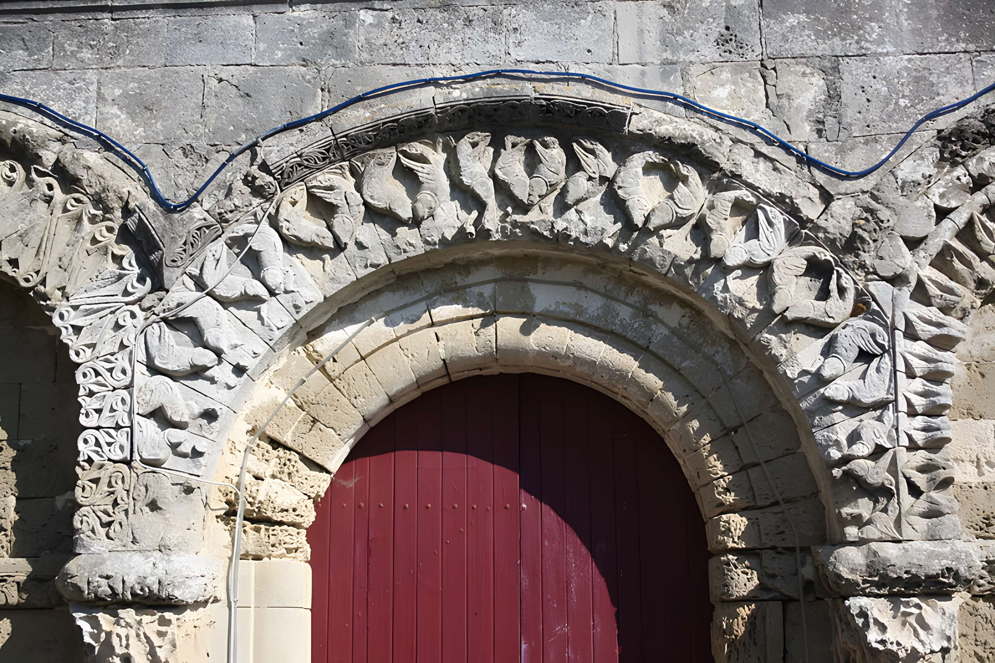 Église Saint-Maxime d'Antezant-la-Chapelle