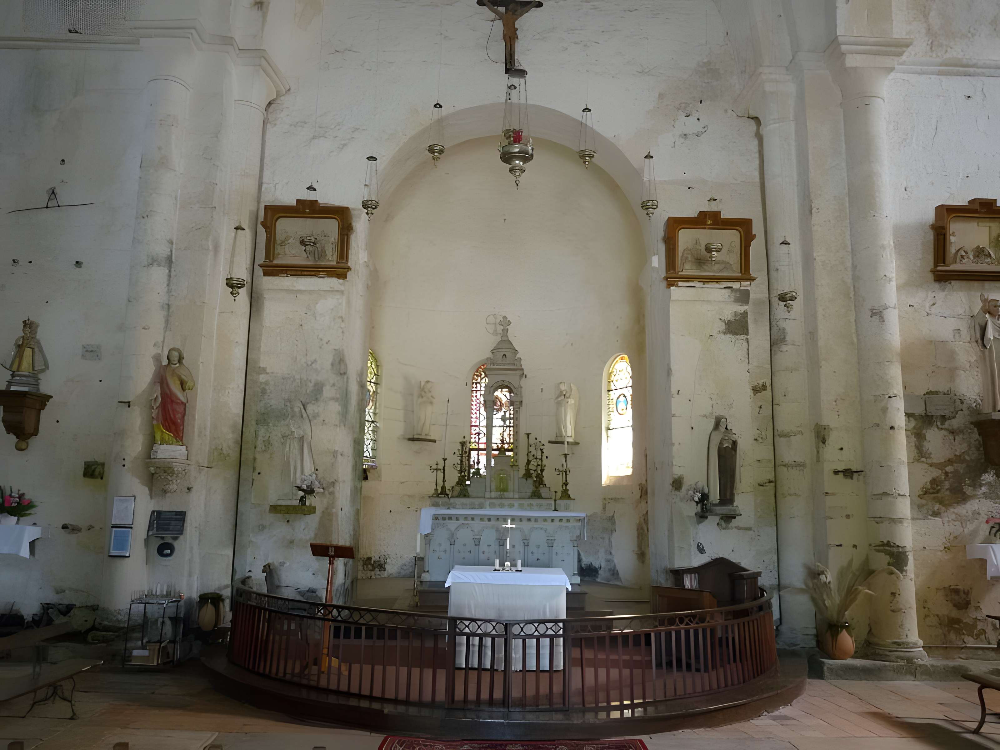 Église Saint-Maxime de Confolens