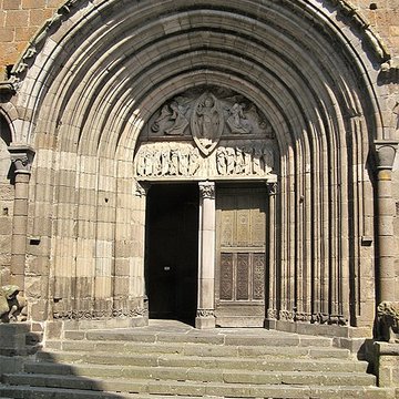 Basilique Notre-Dame-des-Miracles de Mauriac