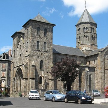 Basilique Notre-Dame-des-Miracles de Mauriac