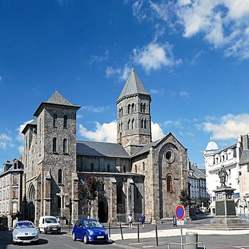 Basilique Notre-Dame-des-Miracles de Mauriac