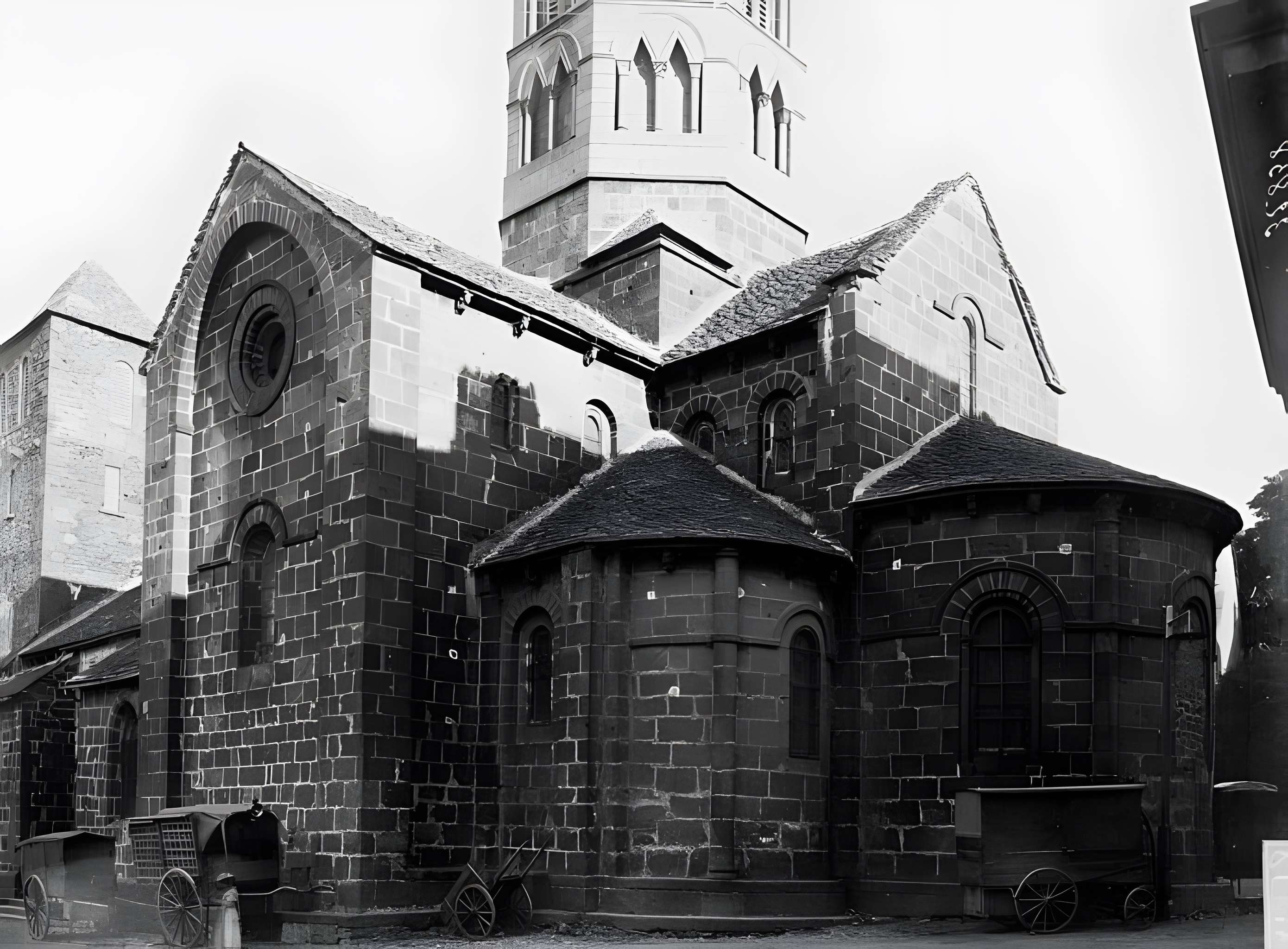 Basilique Notre-Dame-des-Miracles de Mauriac