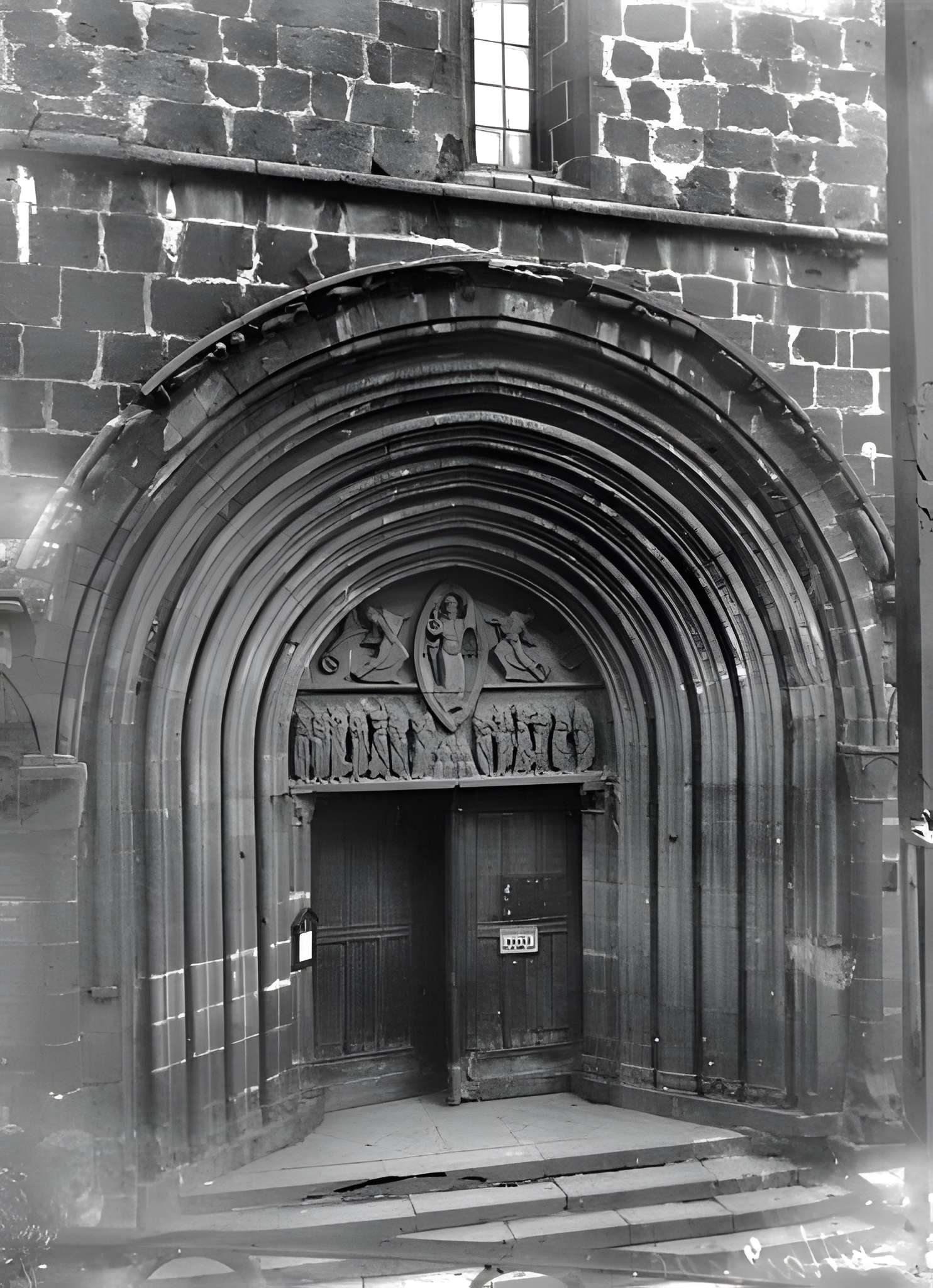 Basilique Notre-Dame-des-Miracles de Mauriac