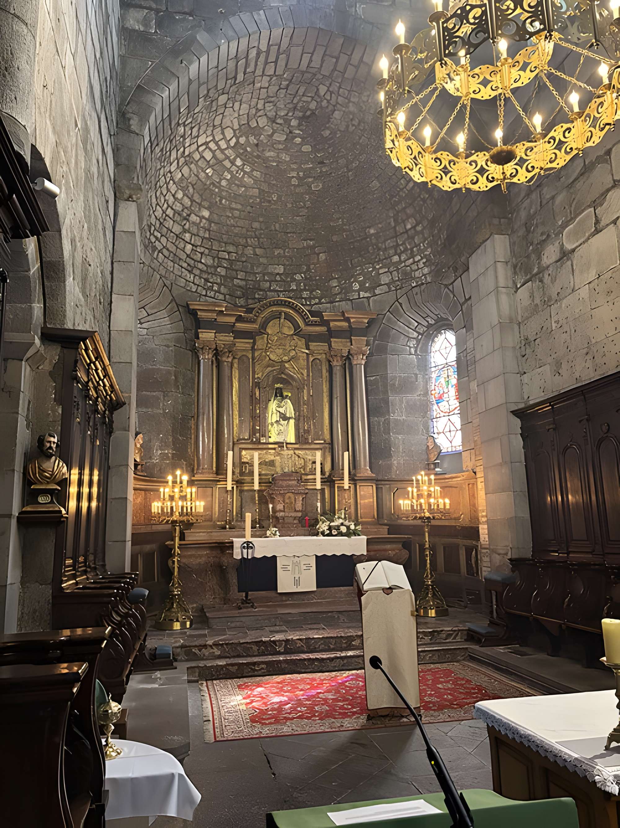 Basilique Notre-Dame-des-Miracles de Mauriac