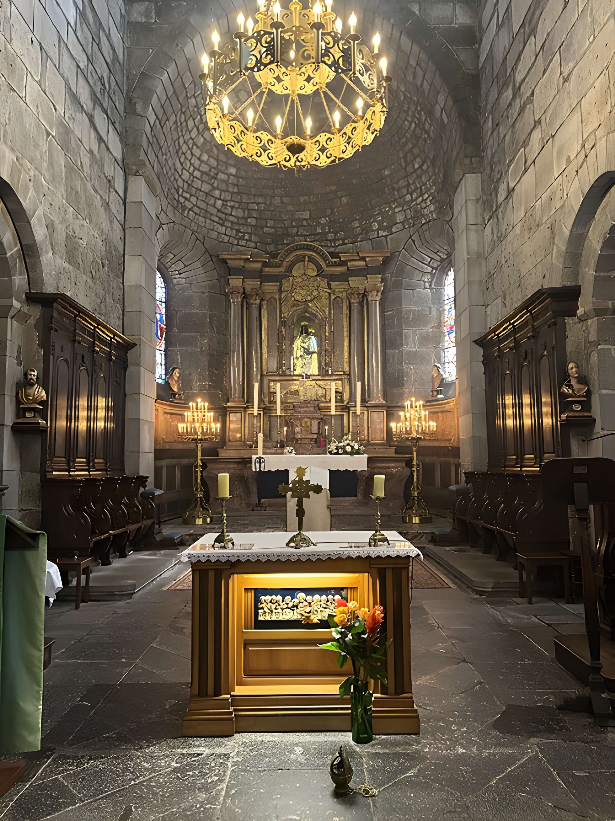Basilique Notre-Dame-des-Miracles de Mauriac