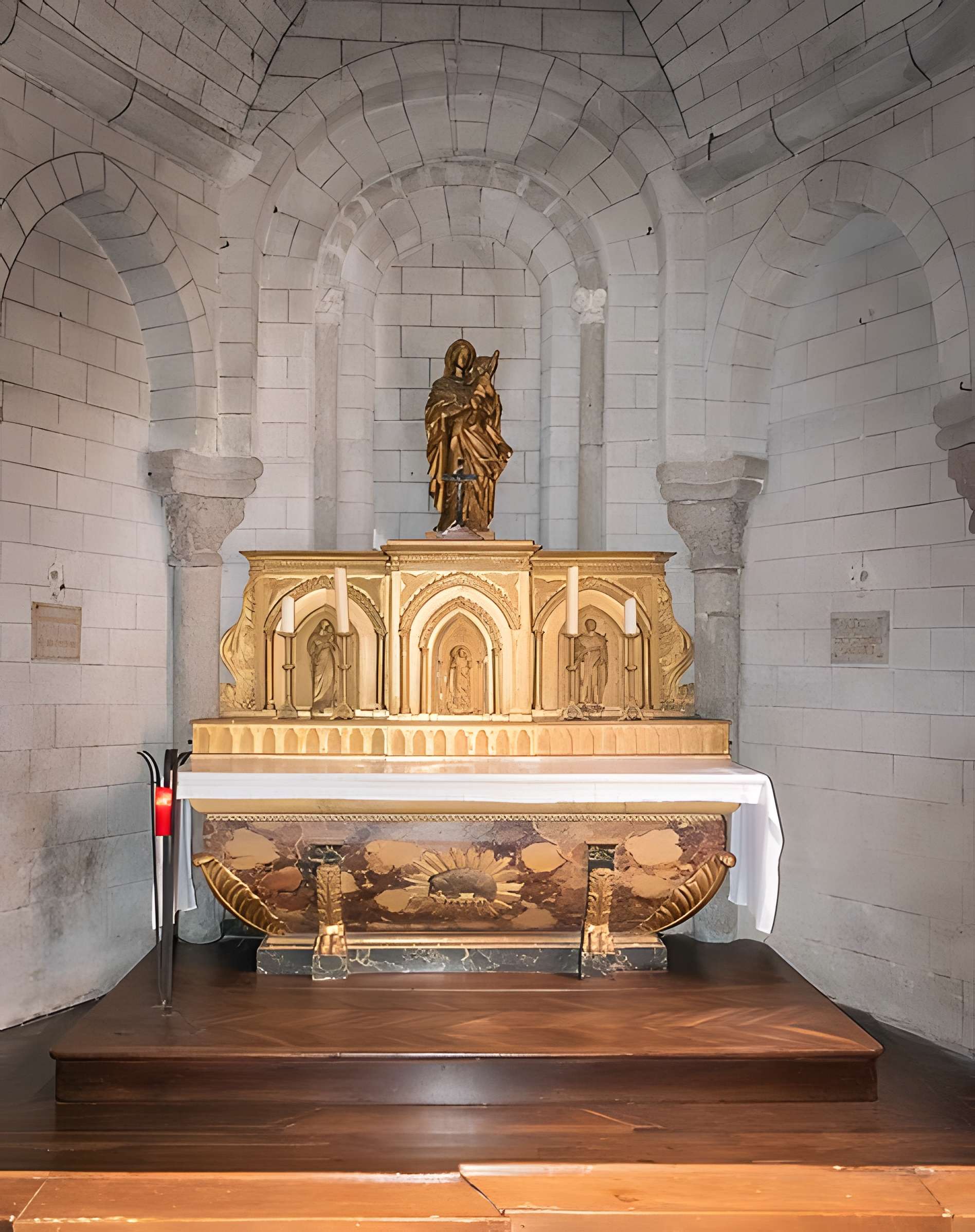 Église Saint-Maximin de Magnac-Laval