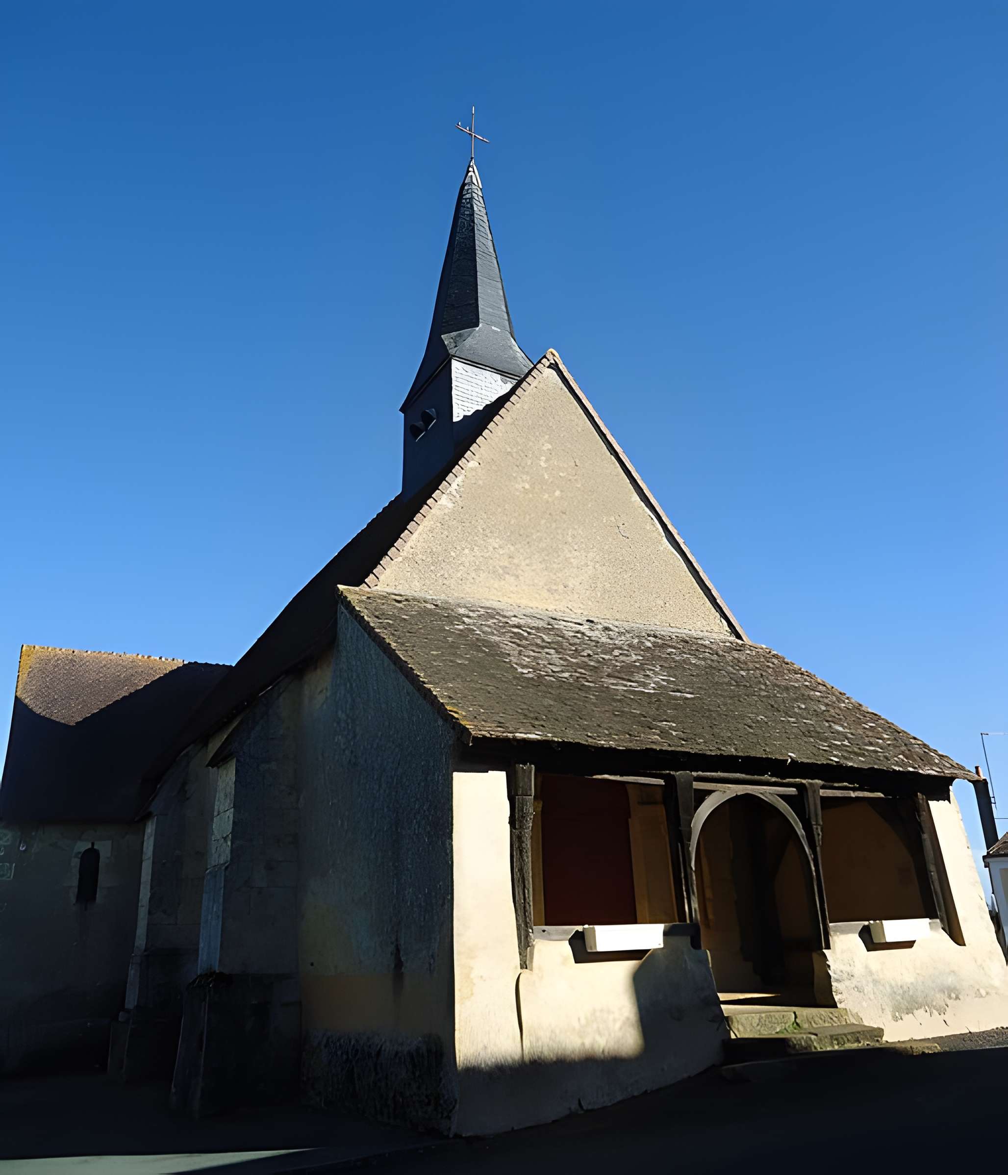 Église Saint-Médard de Champaissant