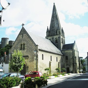 Église Saint-Médard de Cinq-Mars-la-Pile