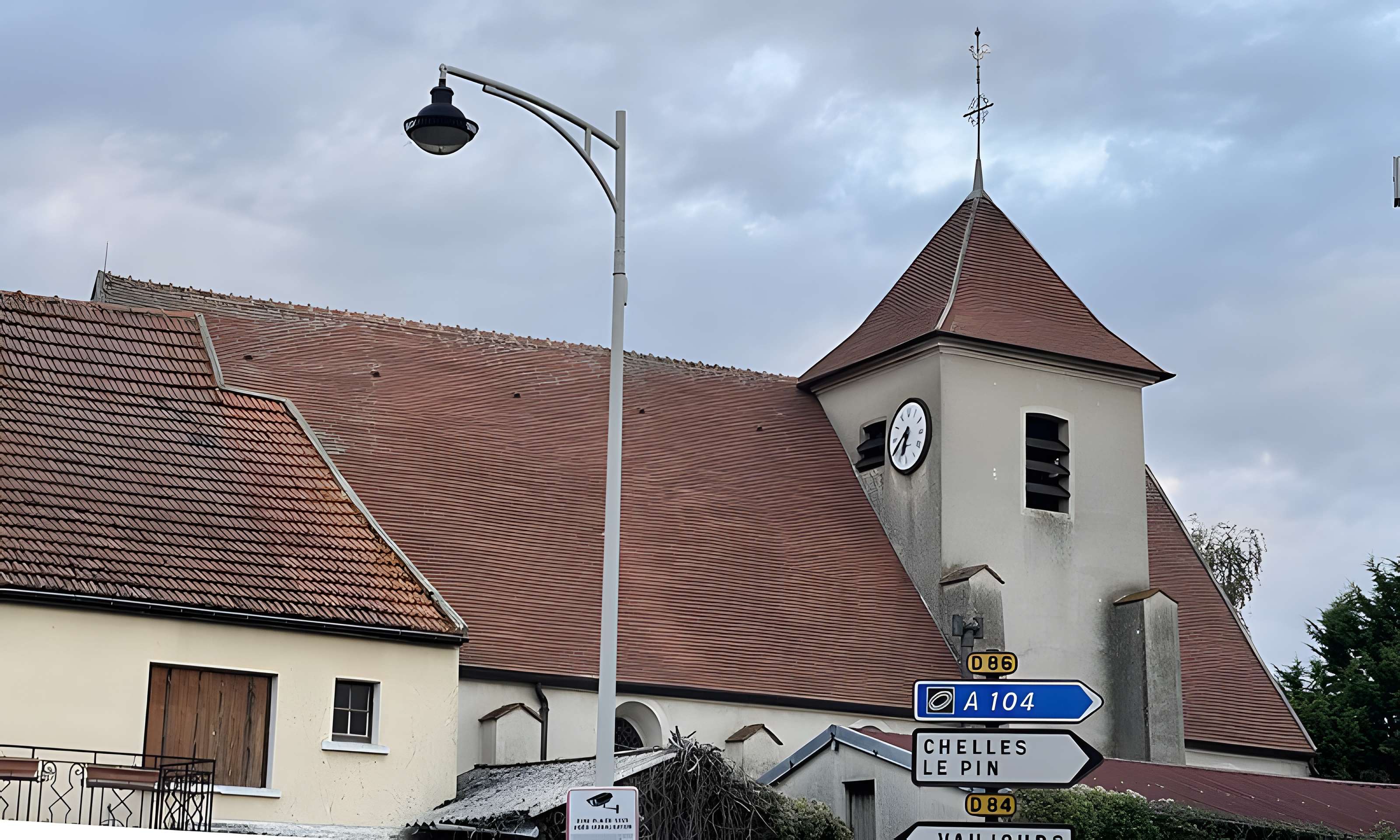 Église Saint-Médard de Courtry