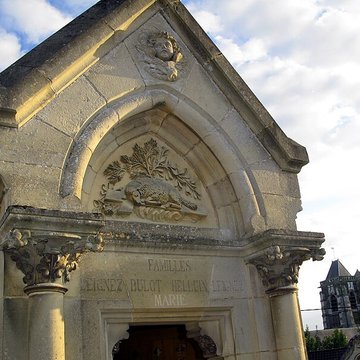 Église Saint-Médard de Domart-en-Ponthieu