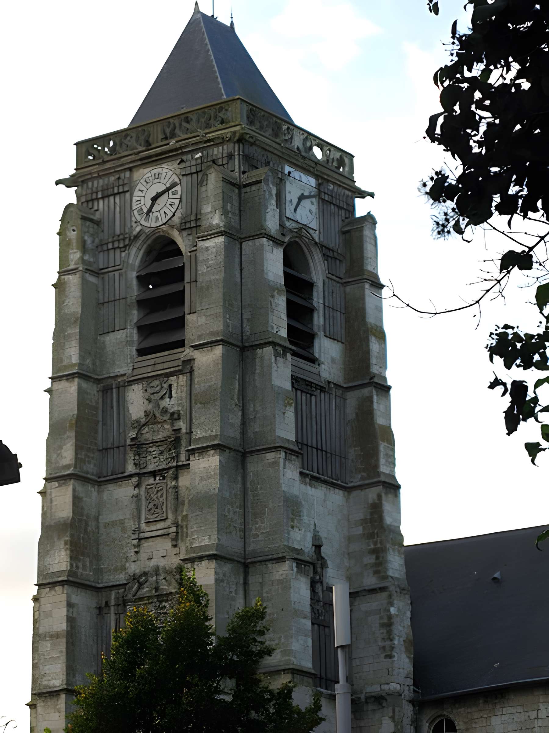 Église Saint-Médard de Domart-en-Ponthieu