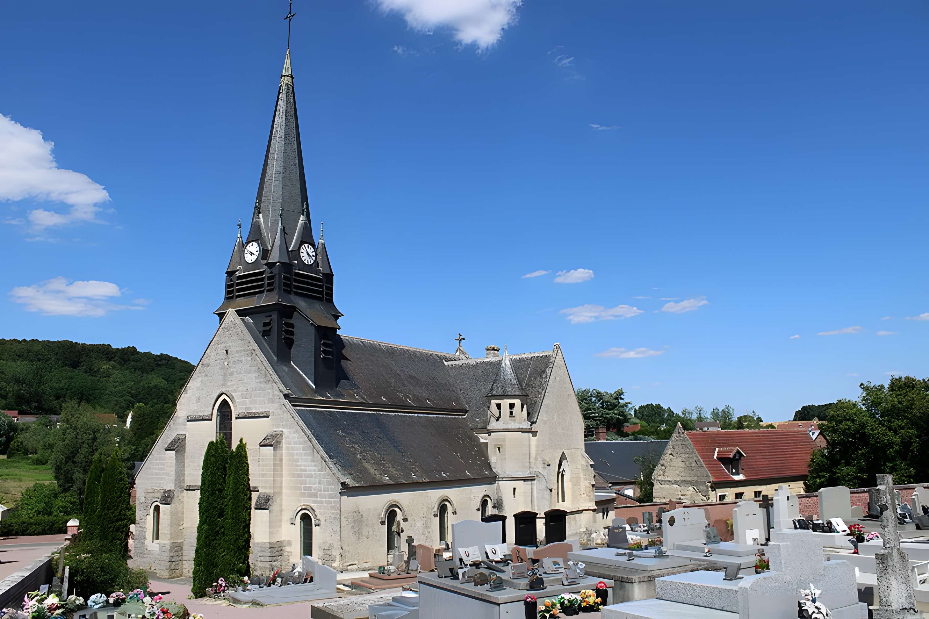 Église Saint-Médard de Grandrû