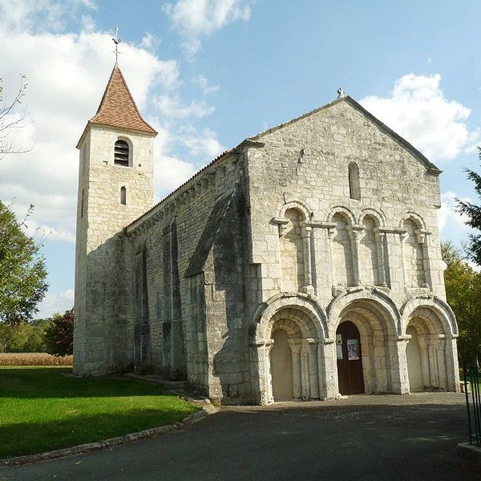 Photo de Église Saint-Médard de Ladiville