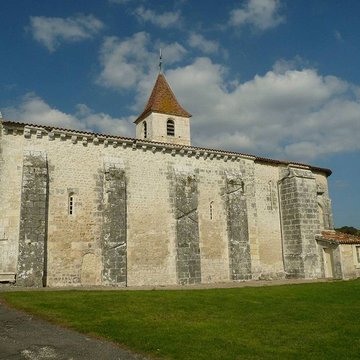 Église Saint-Médard de Ladiville