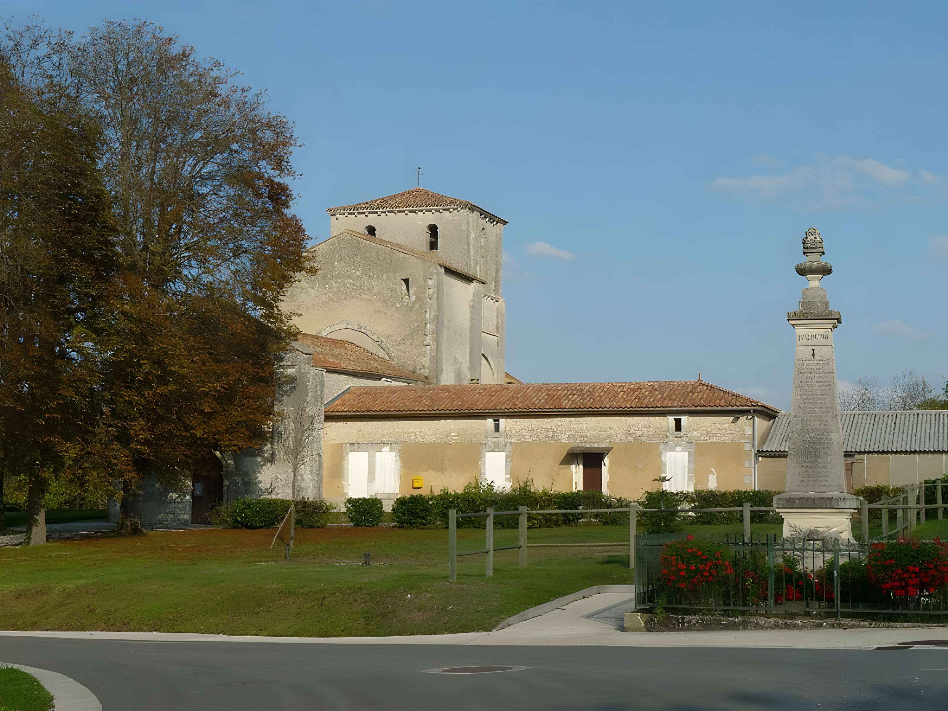 Église Saint-Médard de Mainfonds
