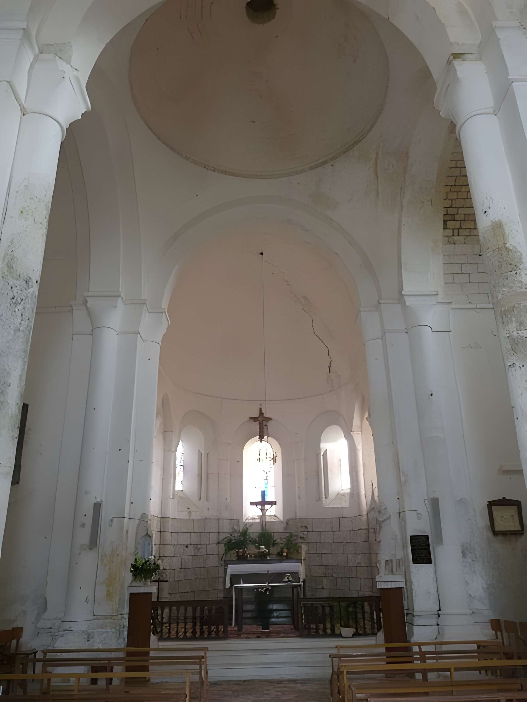 Église Saint-Médard de Mainfonds