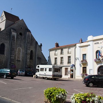 Église Saint-Médard de Maisse