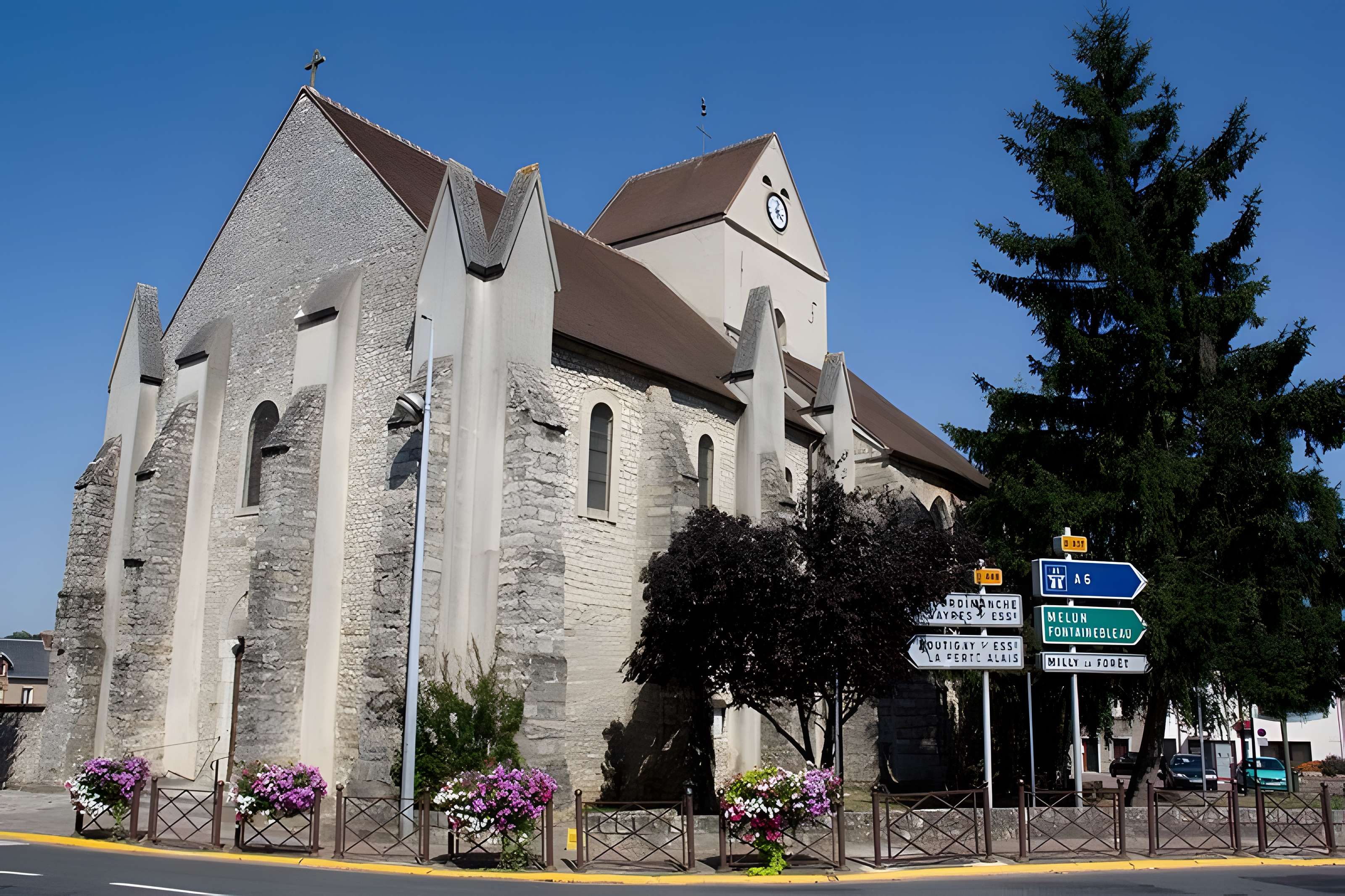 Église Saint-Médard de Maisse 