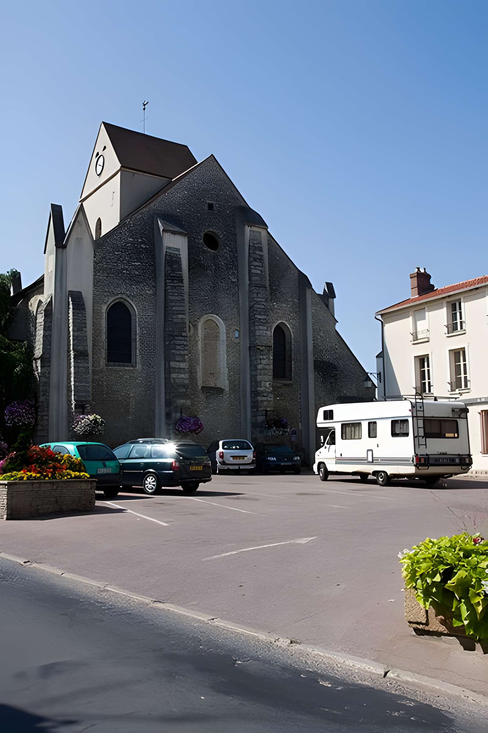 Église Saint-Médard de Maisse