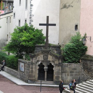 Basilique Notre-Dame-du-Port de Clermont-Ferrand