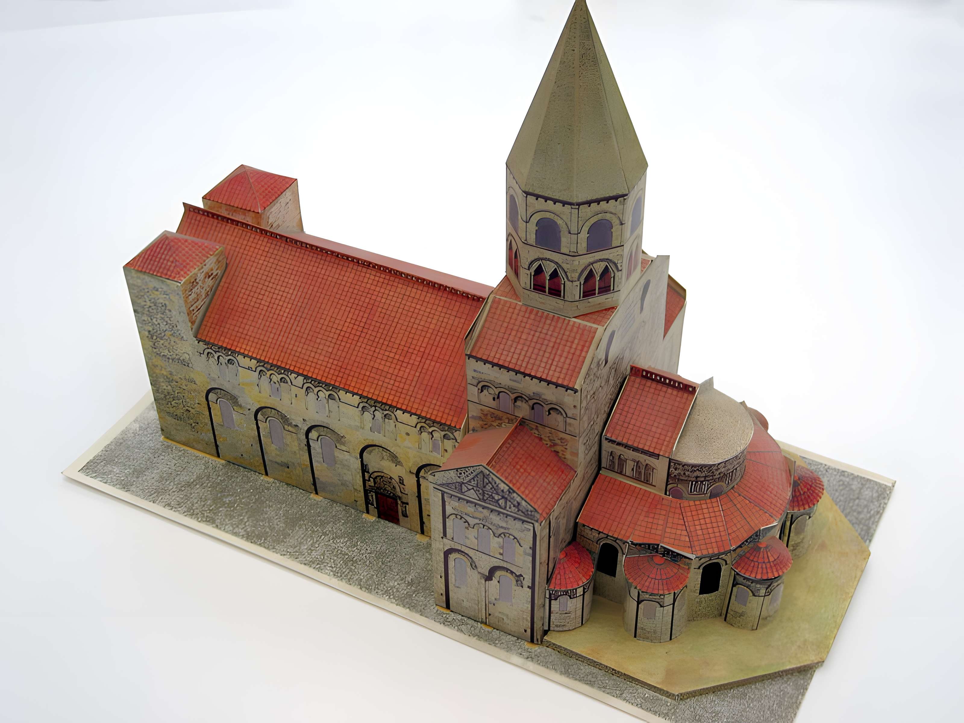 Basilique Notre-Dame-du-Port de Clermont-Ferrand