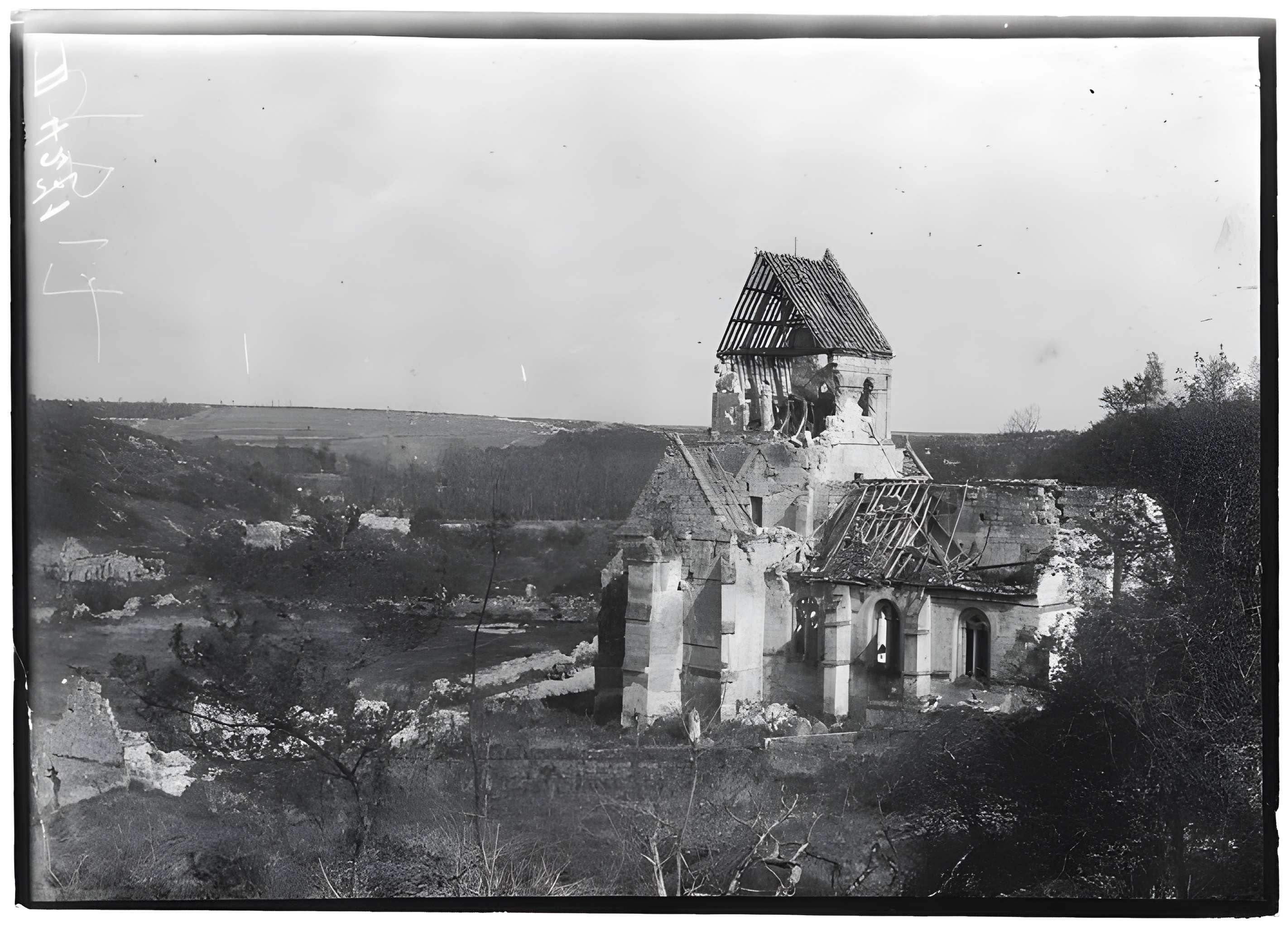 Église Saint-Médard de Moulin-sous-Touvent