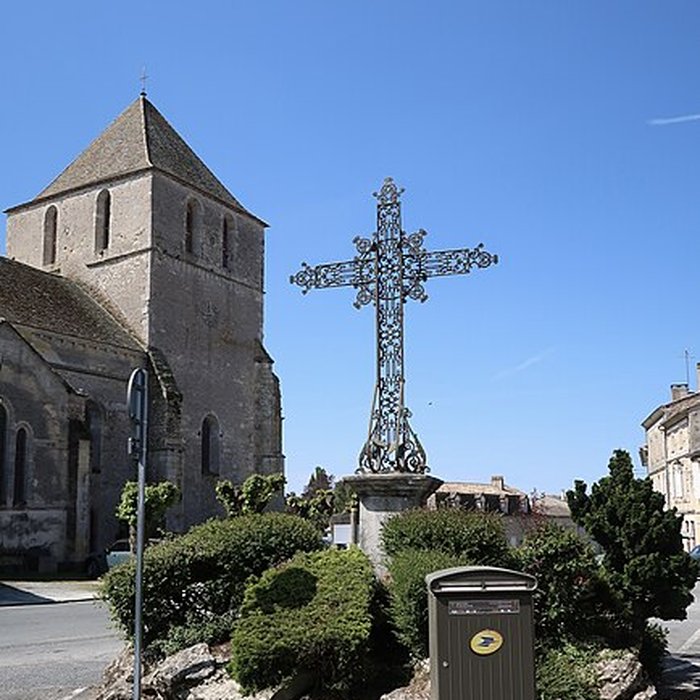 Photo de Église Saint-Médard de Saint-Méard-de-Gurçon