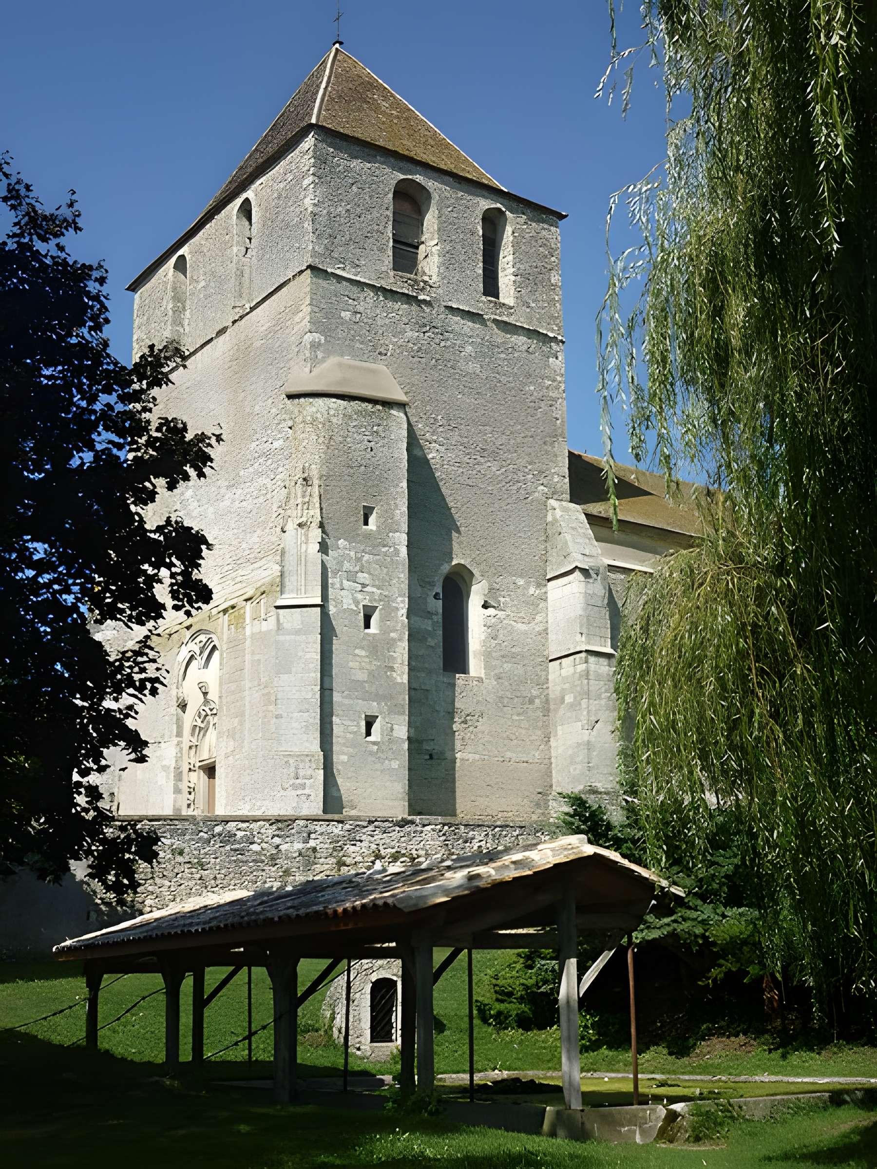 Église Saint-Médard de Saint-Méard-de-Gurçon
