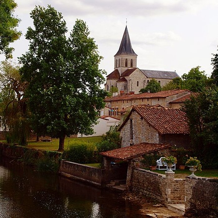 Photo de Église Saint-Médard de Verteuil-sur-Charente
