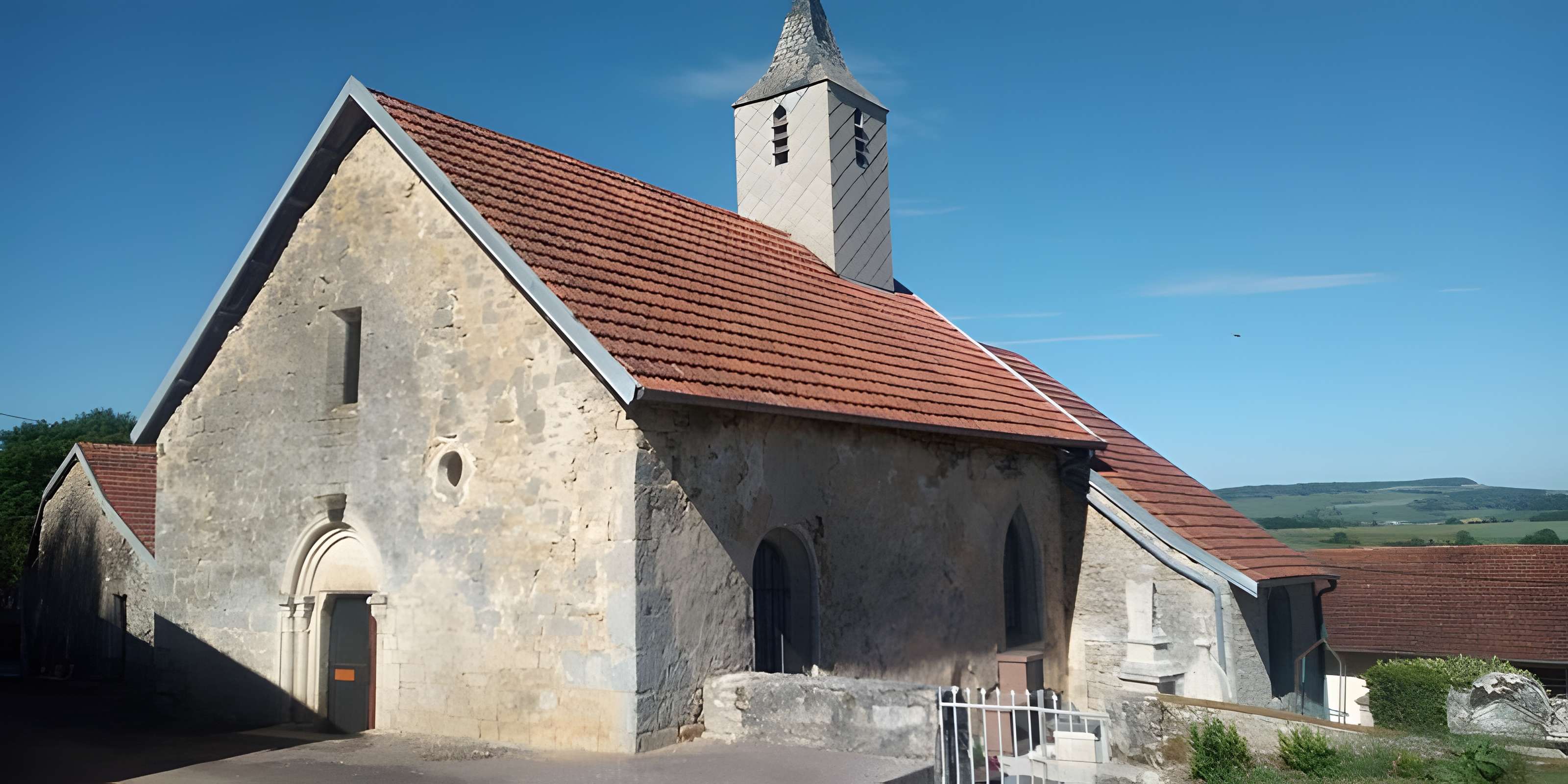 Église Saint-Médard de Vroncourt-la-Côte