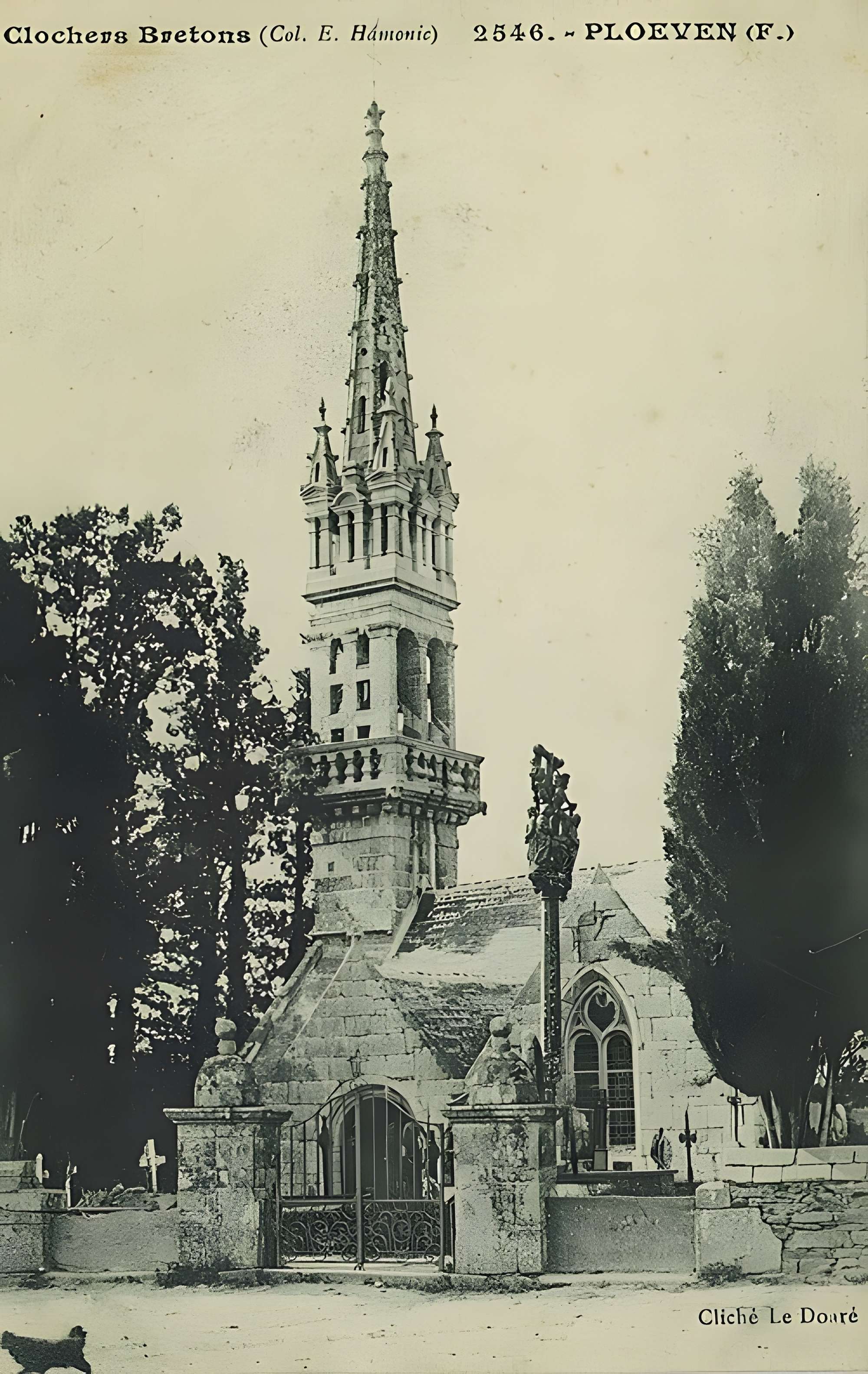 Église Saint-Méen de Ploéven